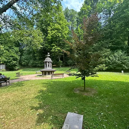 Emerald Przy Deptaku * Щавно-Здруй